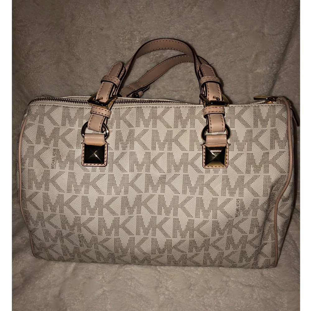 ✨Michael Kors Purse✨ - Picture 4 of 5